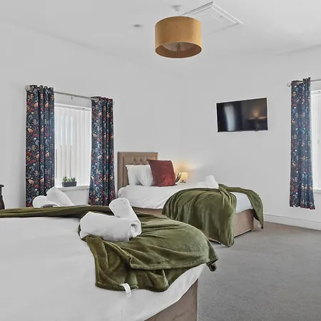 아파트 Cosy & Spacious 2br Flat Free Parking *