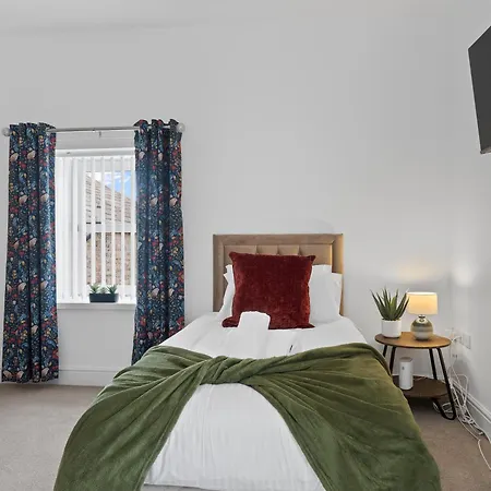 아파트 Cosy & Spacious 2br Flat Free Parking 워킹턴